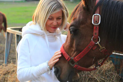 Séance de thérapie assistée par le cheval pour une personne indemnisée par l'IVAC à institut du ressenti.